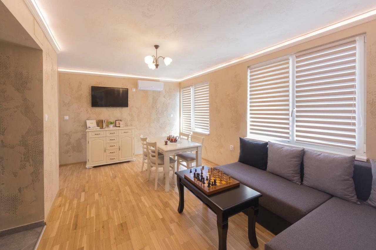 Kosev Apartment Veliko Tărnovo Exterior foto